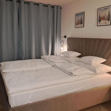 Falcon Apartment Center 4 Metro Swietokrzyska Warsaw Luaran gambar